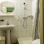 Otel Uno 3*