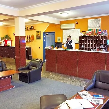 Hotel Uno 3*